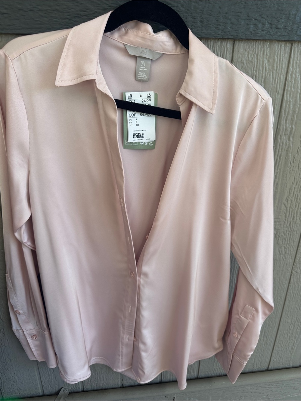 H & M Light Pink Satin Button-Front Blouse nwt